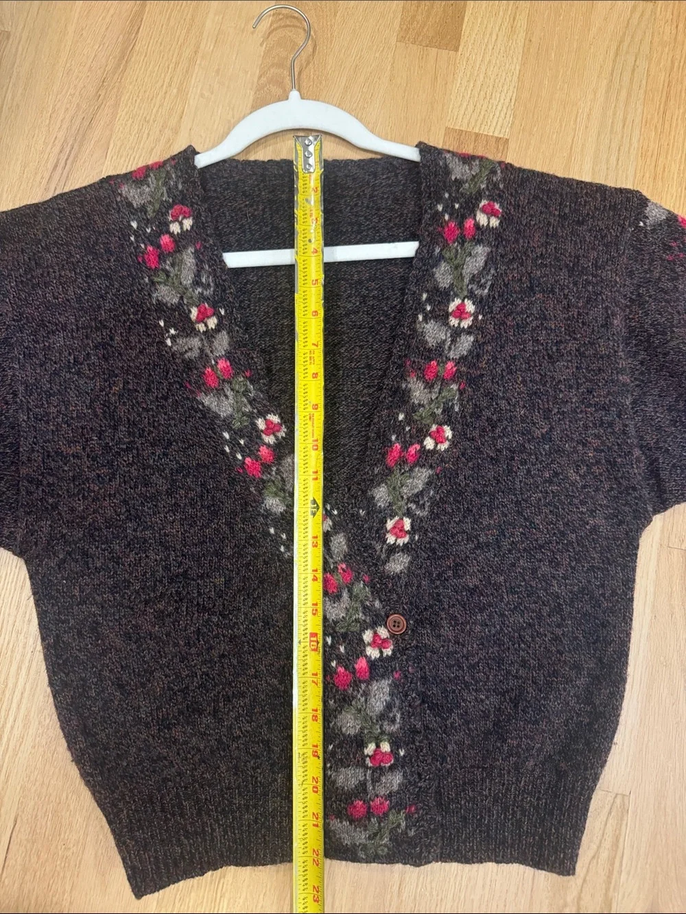 COMPONENTS by Susan Bristol Hand Embroidered Cardigan 100% WOOL
